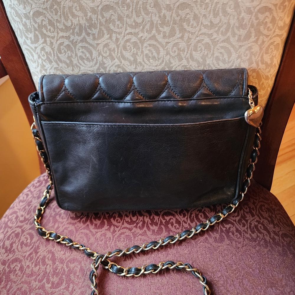 Moschino Heart Quilted Crossbody Bag – Black Leather – Like New💕 - Picture 2 of 4
